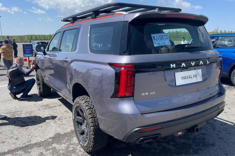 Haval привезет в Россию новый внедорожник H5. Первые фото